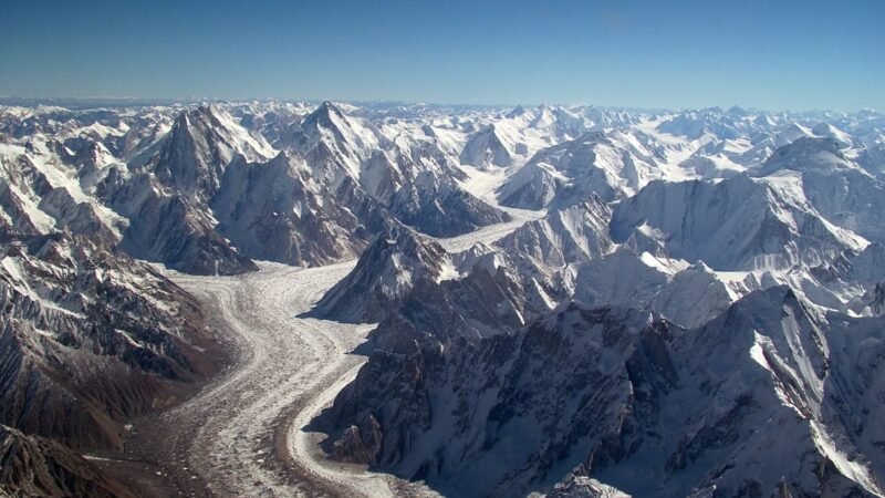 The Baltoro glacier approaching Concordia